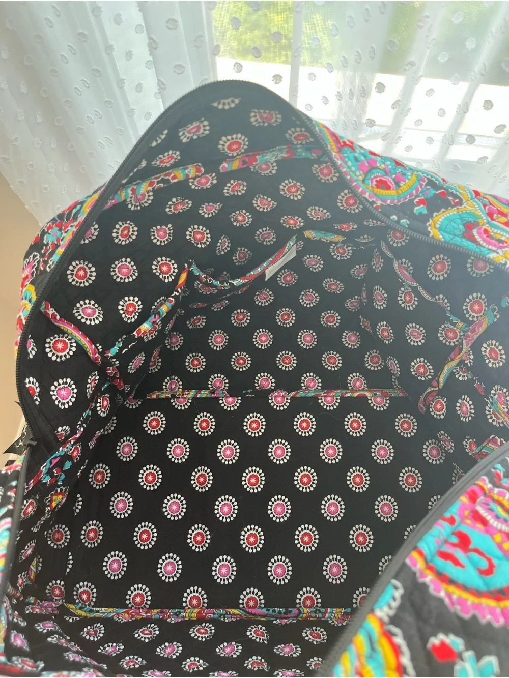 Vera Bradley Large Original Quilted Duffel in Retired Parisian Paisley Print - Picture 5 of 6